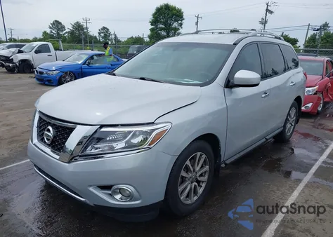 2015 Nissan Pathfinder Sv z USA, uszkodzony, nr VIN 5N1AR2MN6FC689914